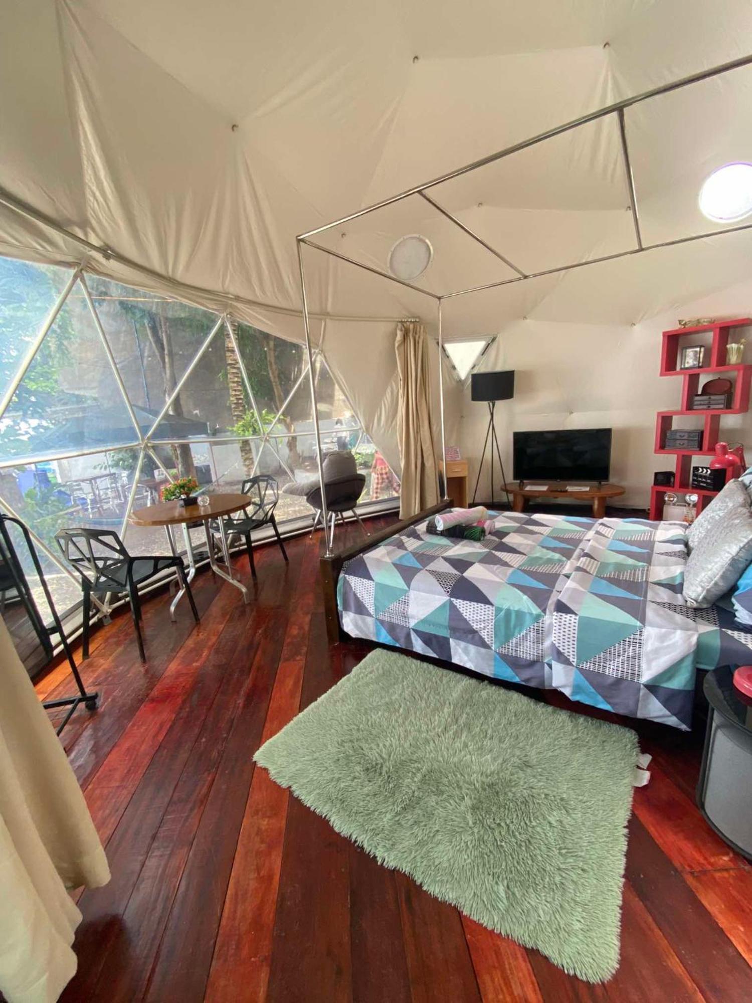 Glamping Dome Dauin Beach Resort Exteriér fotografie