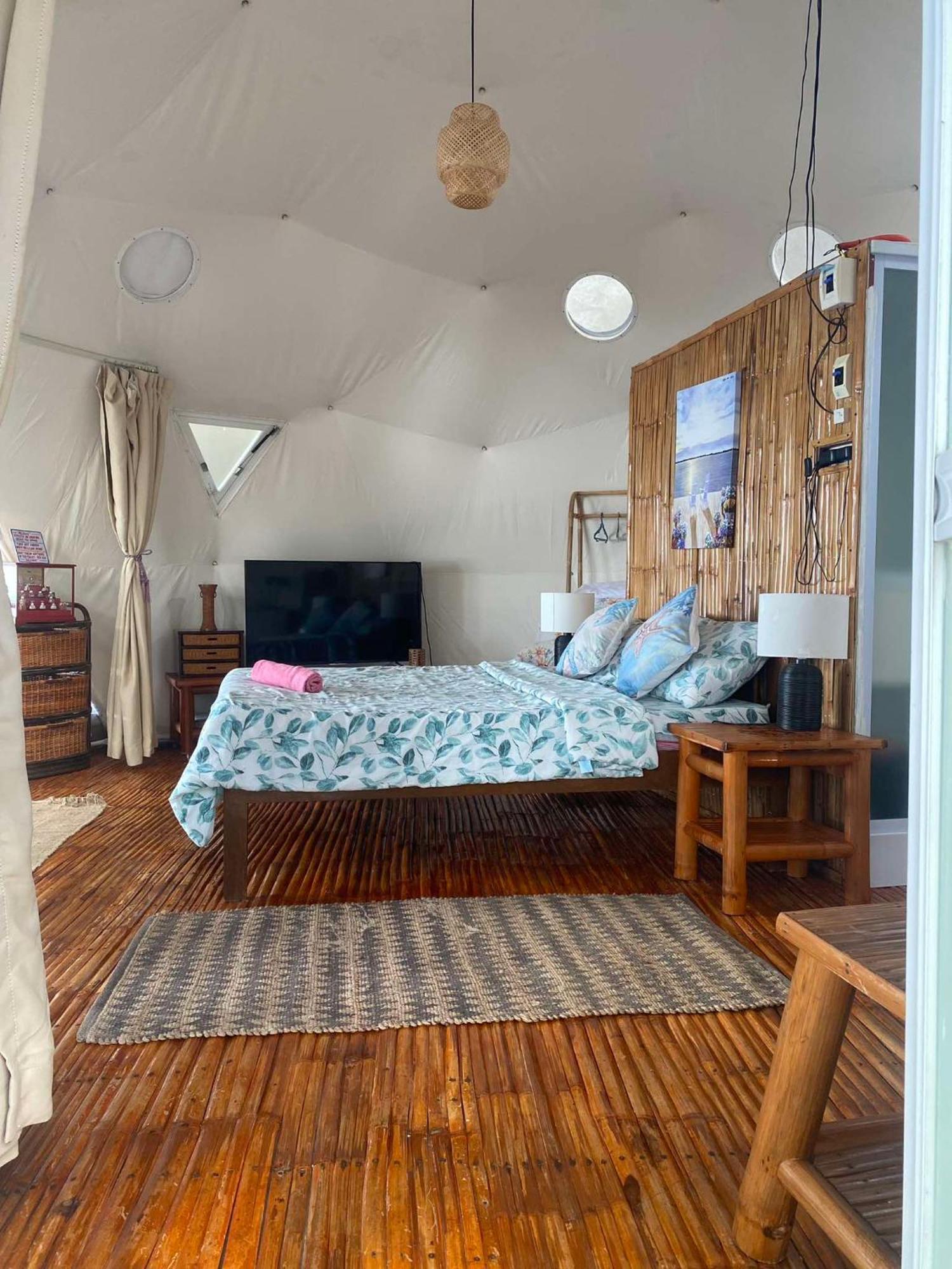 Glamping Dome Dauin Beach Resort Exteriér fotografie